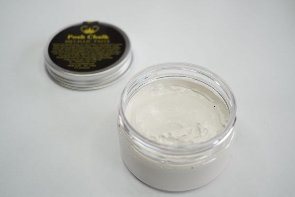 Posh Chalk Metallic Paste – White Titanium 110ml - Image 3